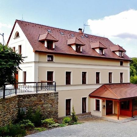 Pension Mlyn Stare Mitrovice Sedlec-Prcice エクステリア 写真
